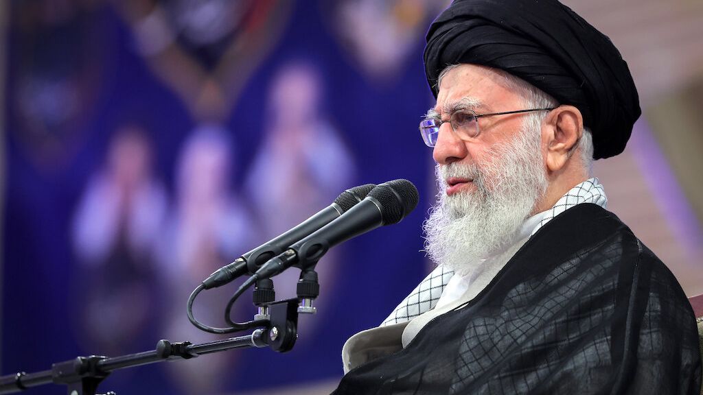 USA jsou arogantní a chtějí jen podřízenost, prohlásil Chameneí